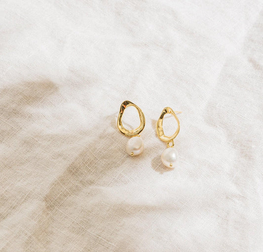 Dainty Pearl Wavy Hoop Stud Earrings