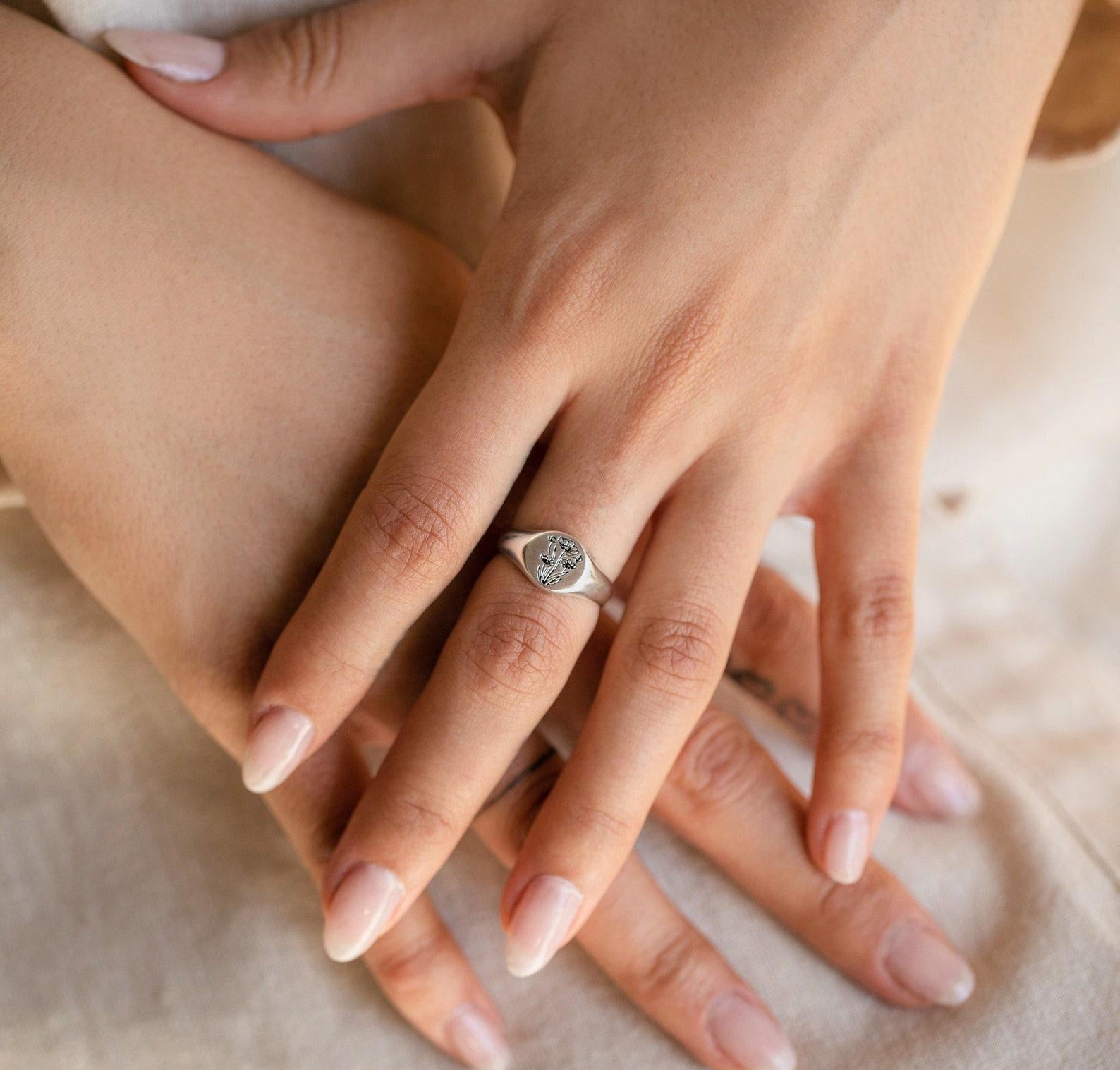 Custom Birth Flower Signet Ring for Moms