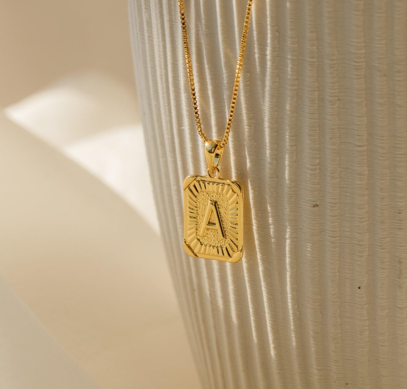 Personalized Gold Letter Pendant Necklace