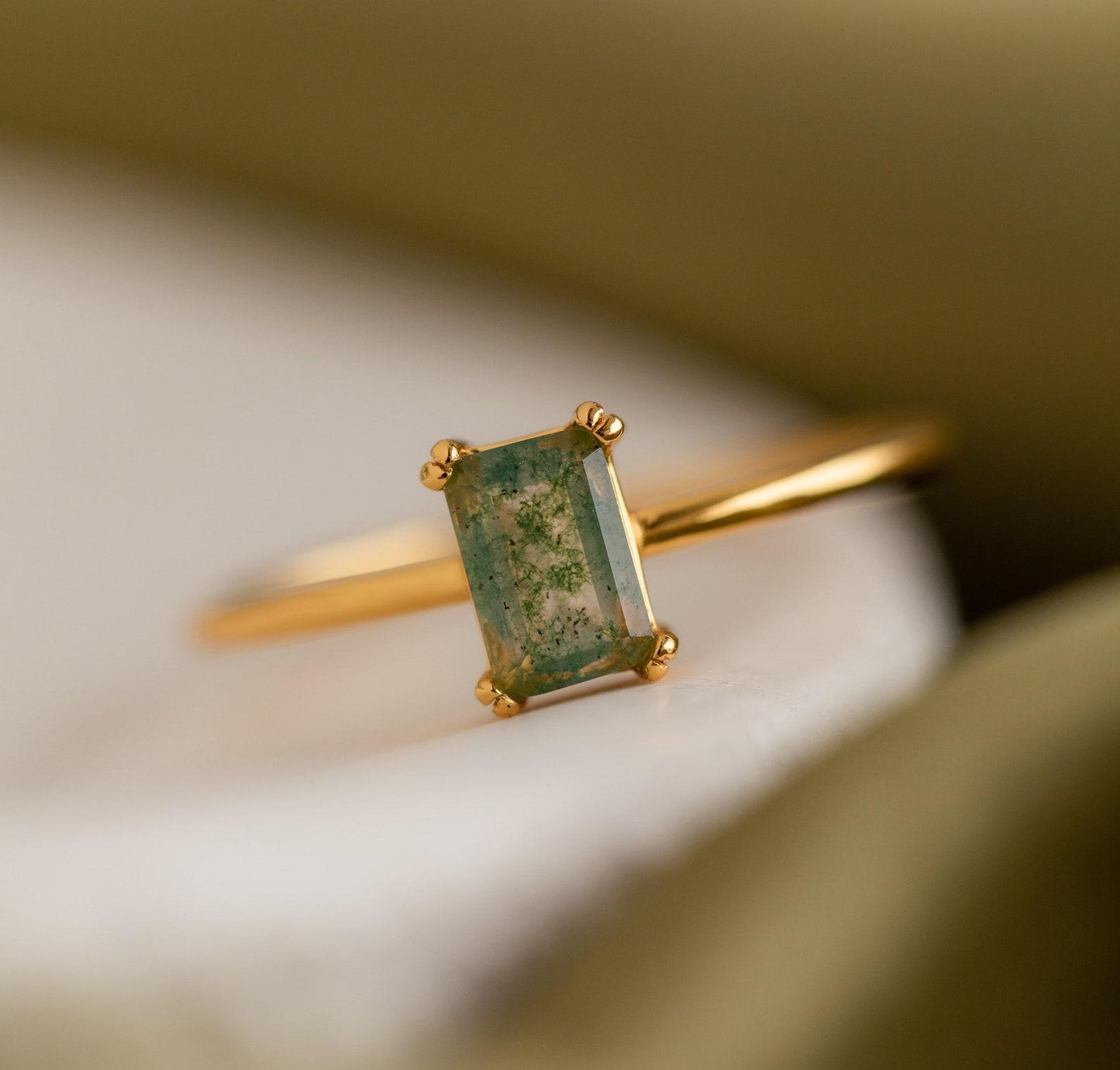 Emerald Agate Vintage Art Deco Ring