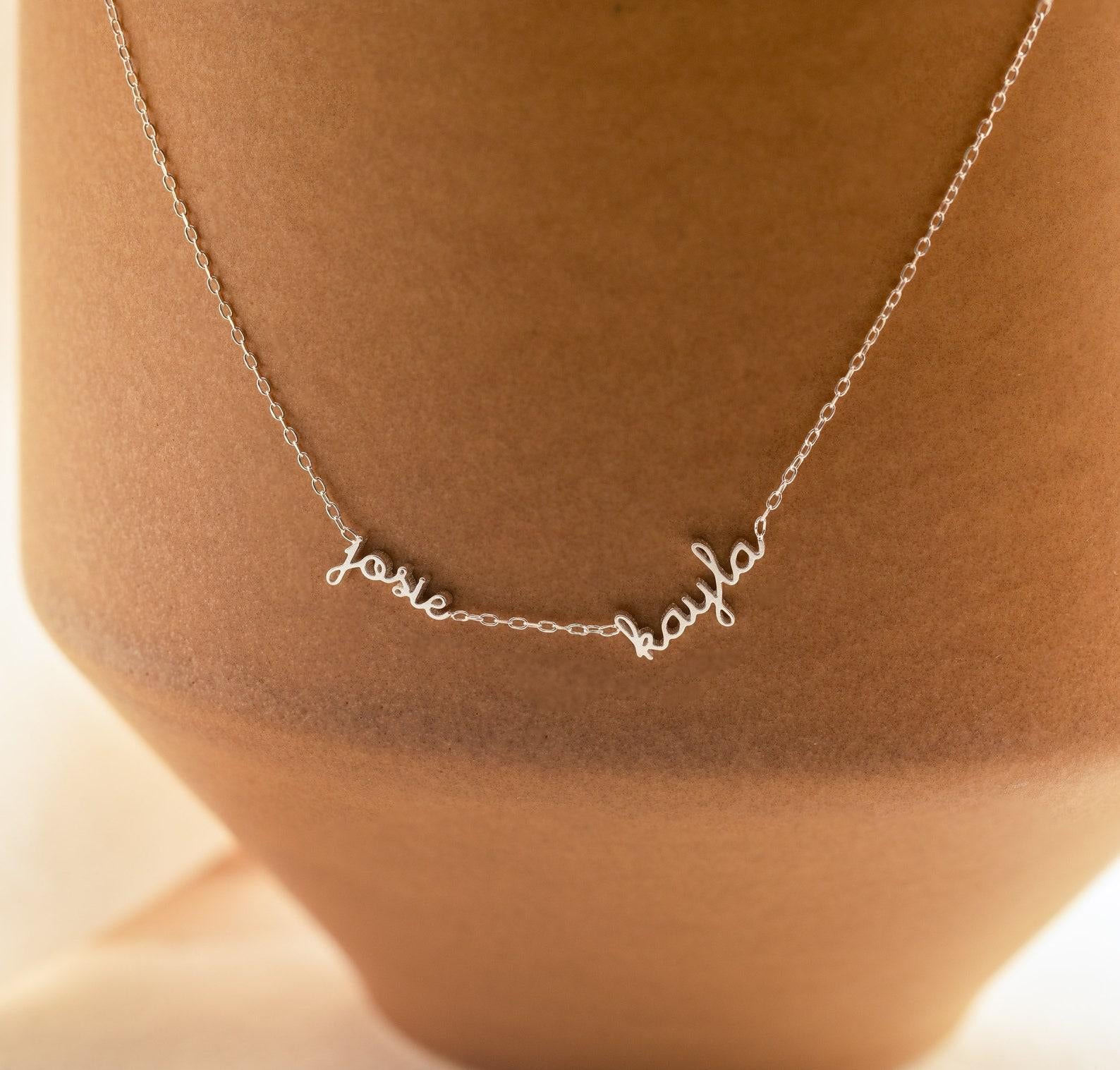 Personalized Dainty Name Necklace for Moms