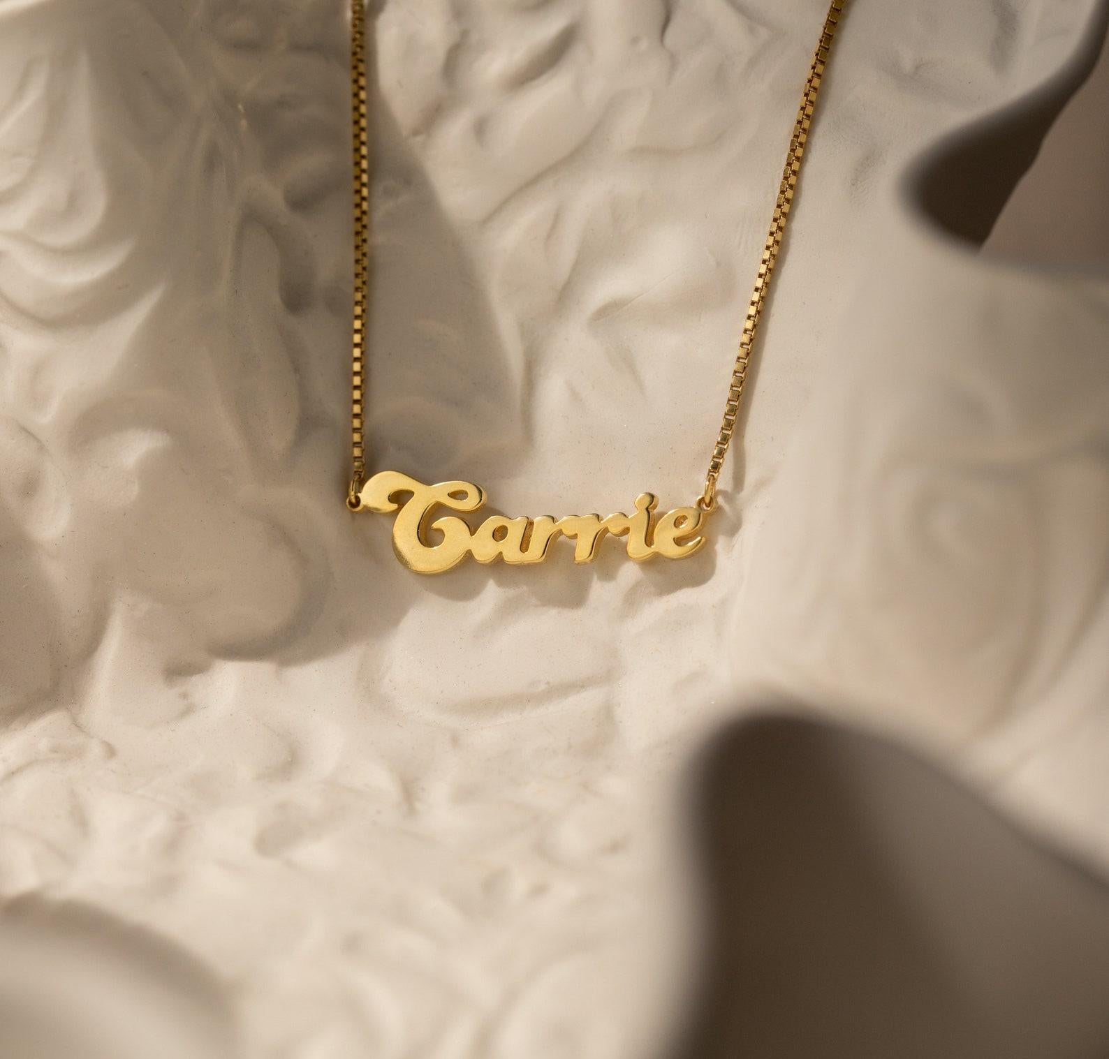 Personalized Vintage Bubble Name Necklace