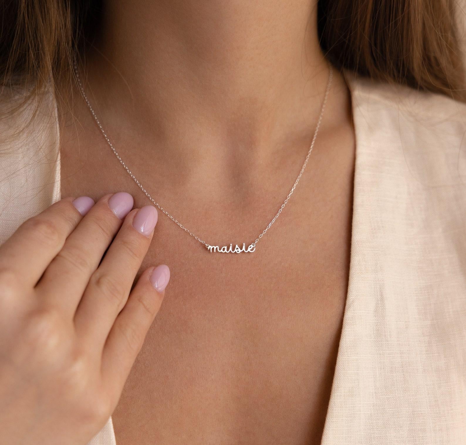 Delicate Personalized Name Necklace for Moms