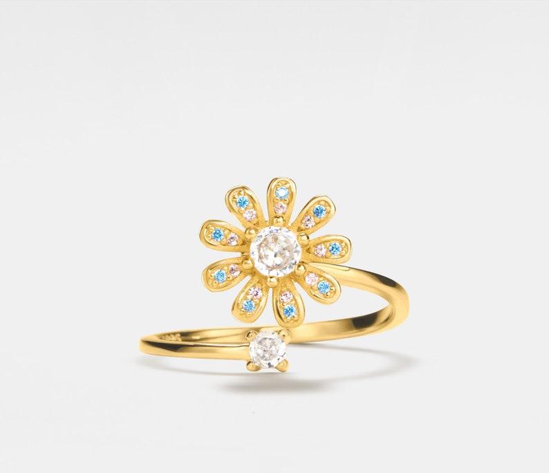 Daisy Flower Fidget Spinner Ring in Gold