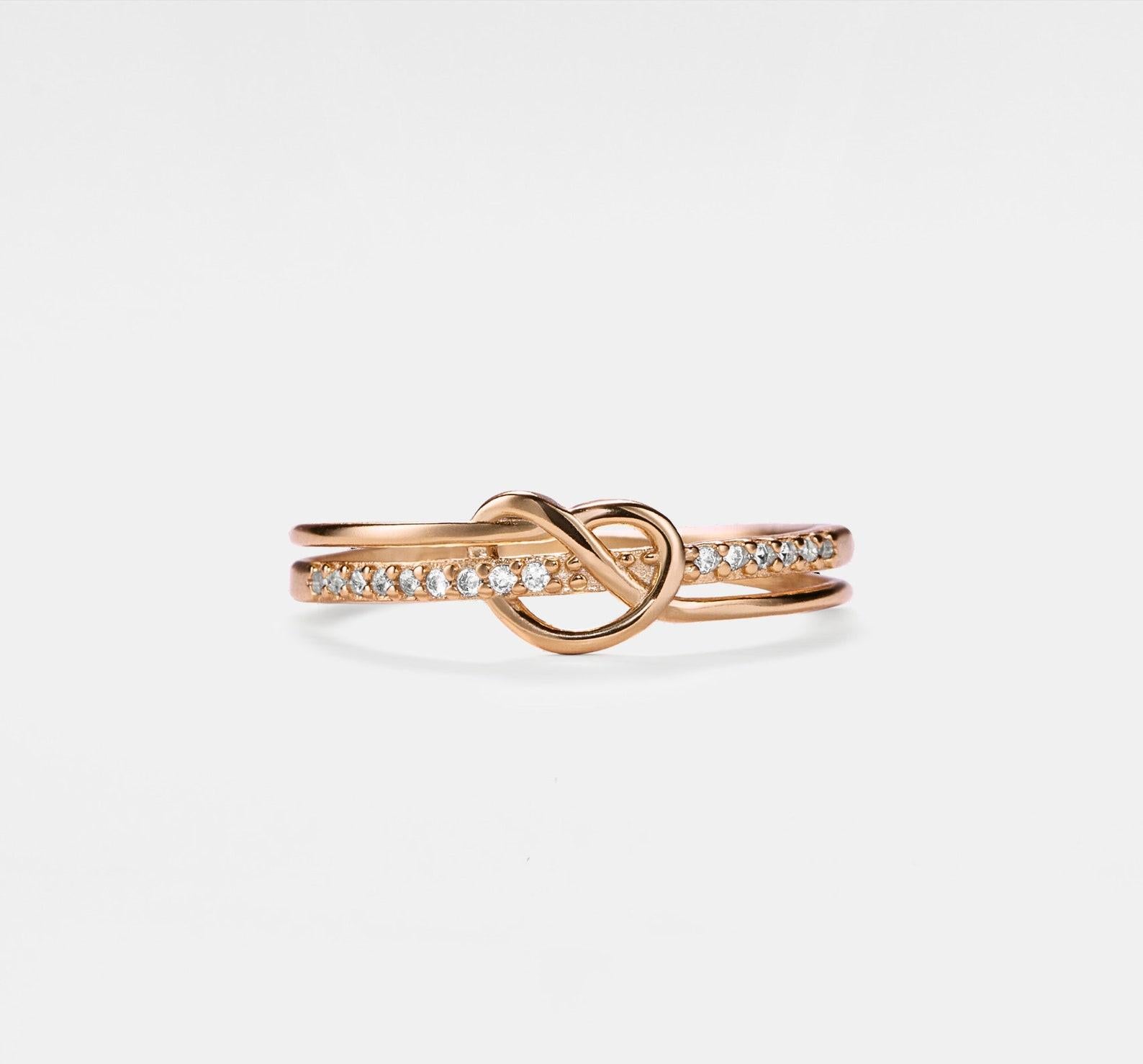 Delicate Gold Knot Band Ring