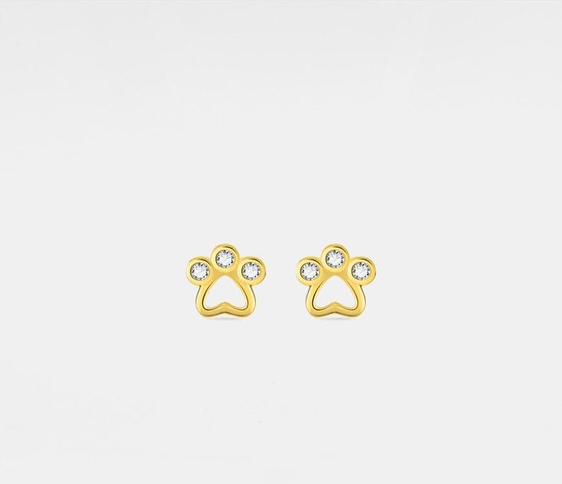 Dainty Gold Heart Paw Stud Earrings