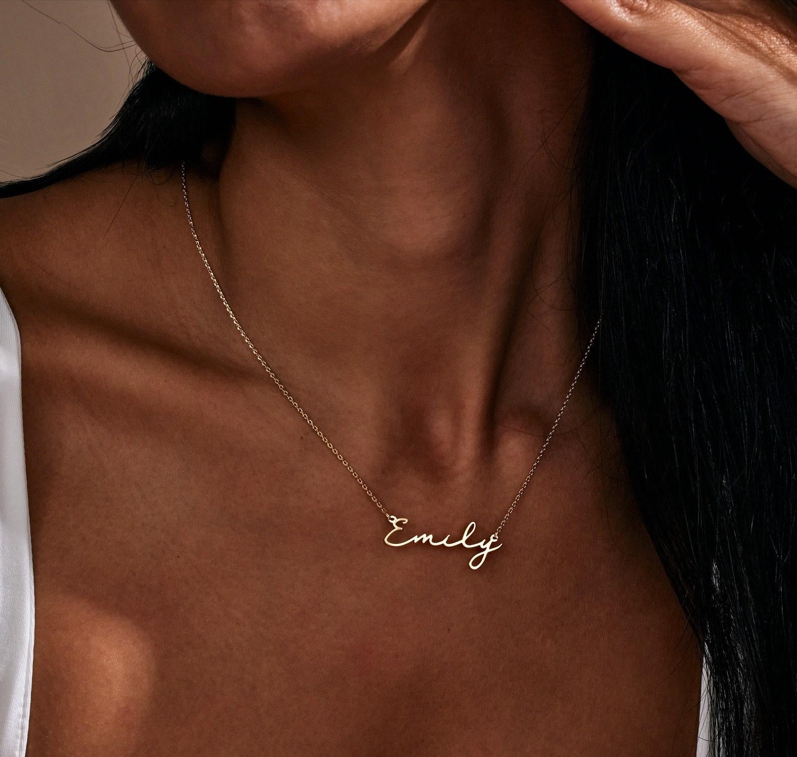 Personalized Minimalist Name Necklace