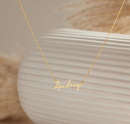 Personalized Gold Dainty Name Necklace