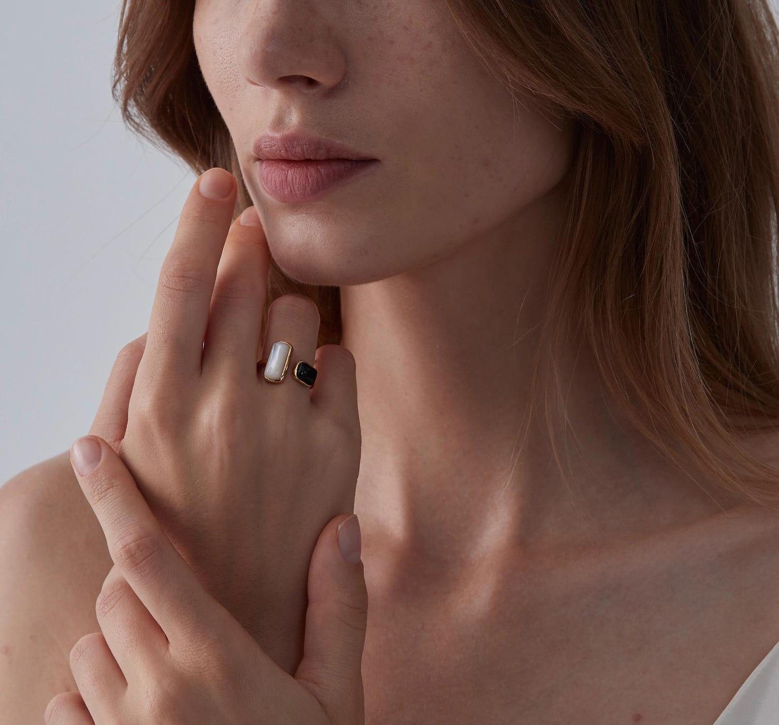 Black and White Agate Minimalist Ring