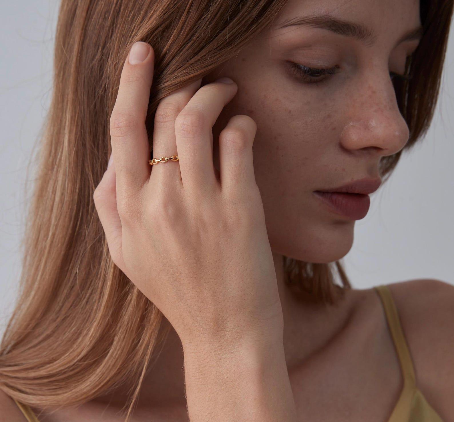 Dainty Gold Chain Link Ring