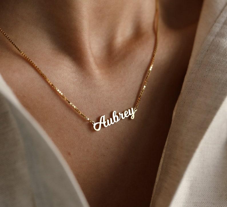 Personalized Name Necklace in Gold Silver Rose Gold