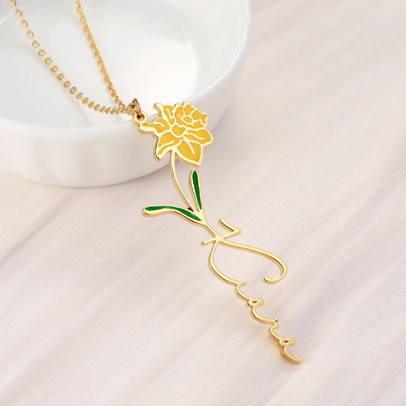 Personalized Birthflower Necklace for Women