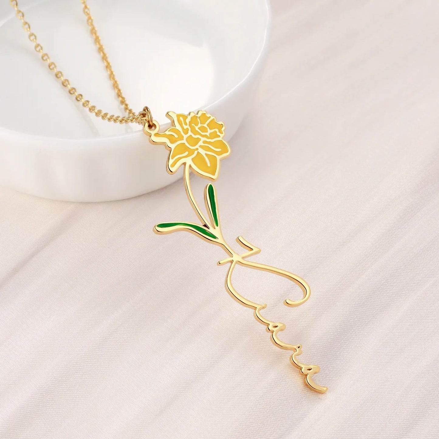 Custom Birthflower Name Necklace