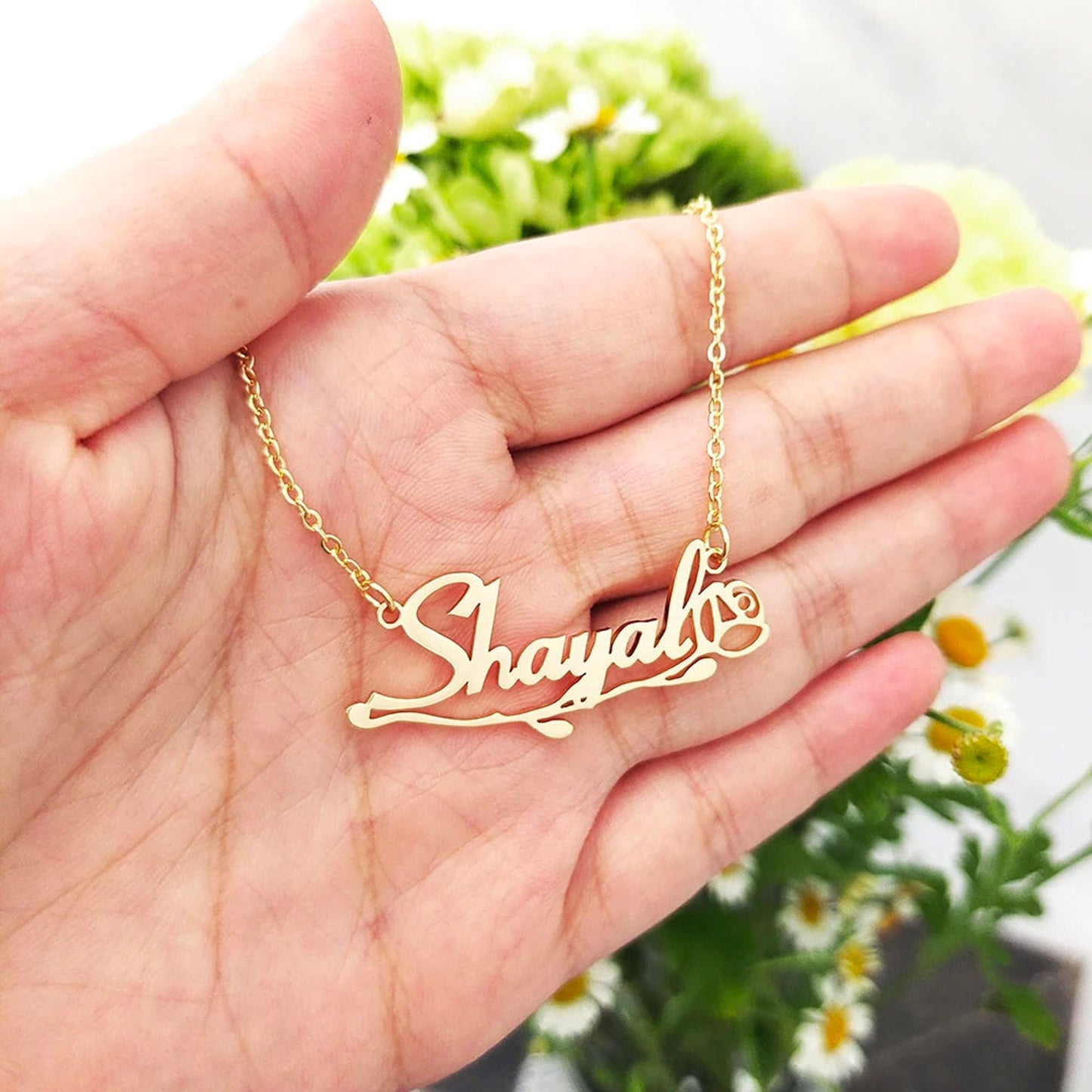 Personalized Gold Name Pendant Necklace