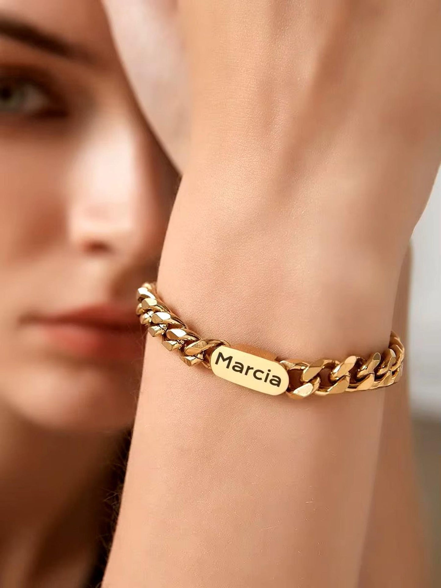 Personalized Cuban Chain Name Bracelet