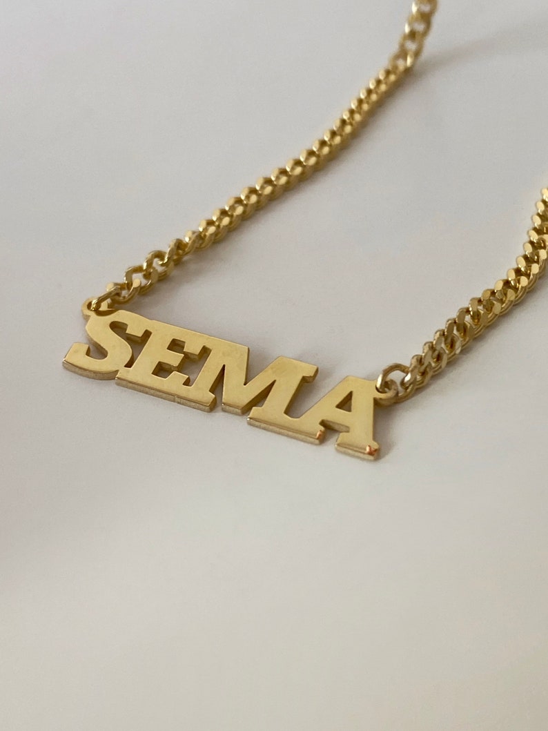 Personalized Dainty Name Necklace with Chain