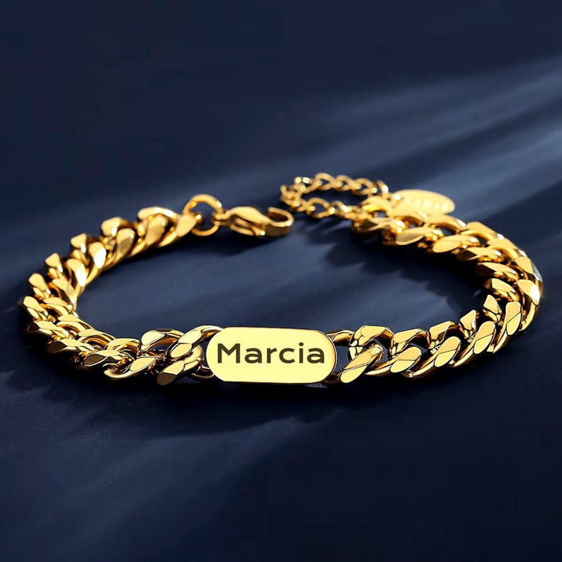 Personalized Cuban Chain Name Bracelet