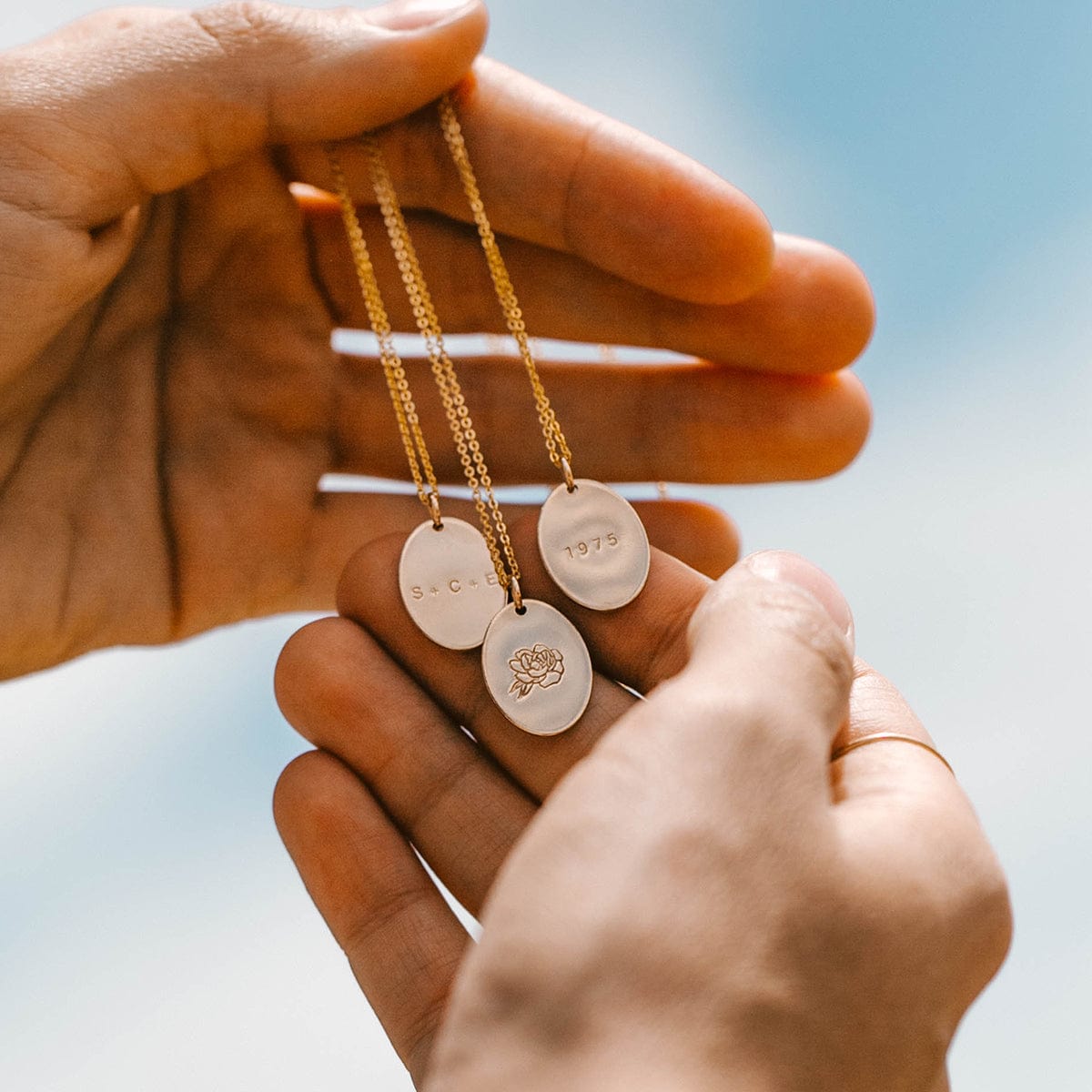 Indy Oval Necklace