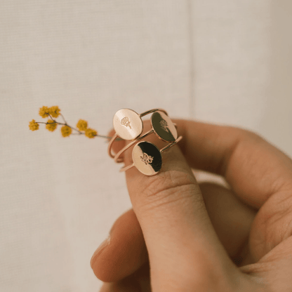 Oval Customized Ring - Initial or Birth Flower