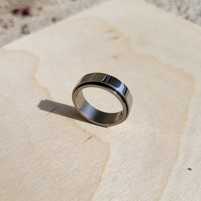 Custom Classic Block Fidget Ring